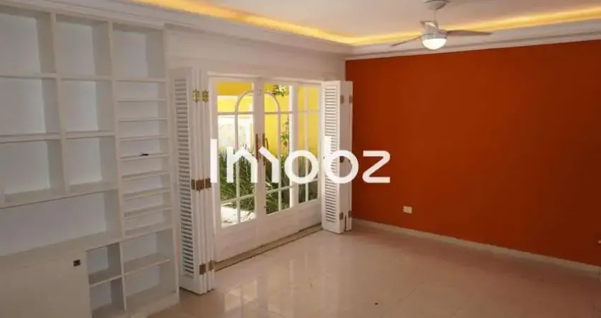 Casa com 3 quartos à venda na Rua Estela Sezefreda, 59, Pinheiros, São Paulo