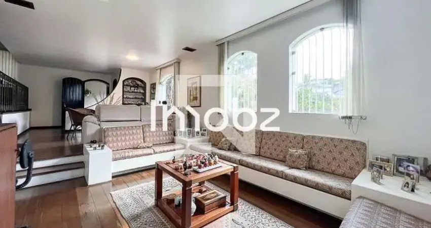 Casa com 3 quartos à venda na Rua Cardeal Cagliori, 93, Alto de Pinheiros, São Paulo