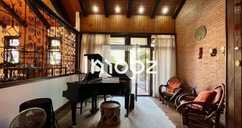 Casa com 5 quartos à venda na Rua Cardeal Cagliori, 438, Alto de Pinheiros, São Paulo