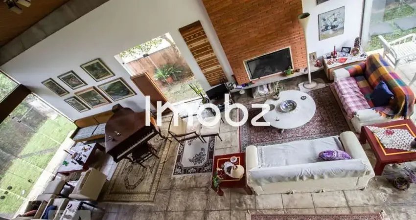 Casa com 4 quartos à venda na Rua Cardeal Cagliori, 110, Alto de Pinheiros, São Paulo