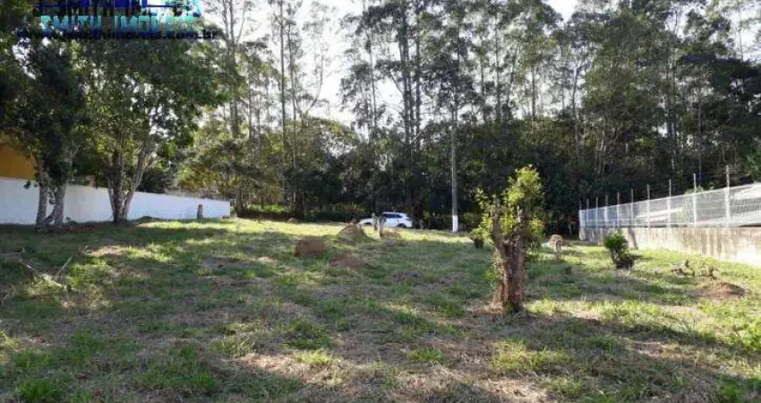 Terreno .1240m², limpo, alto e com 2 frentes. condomínio ótimo km 39