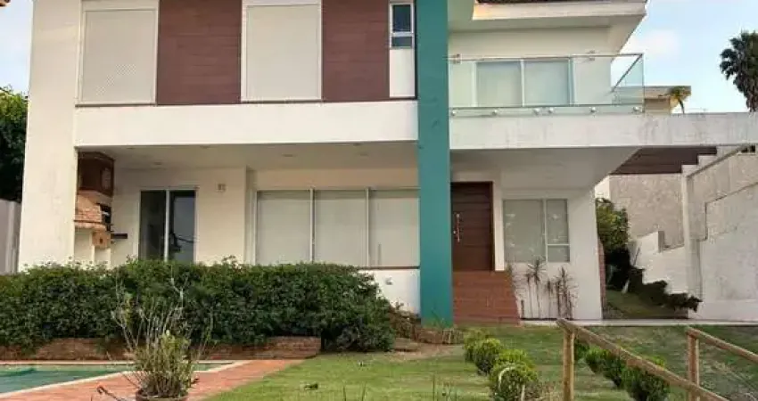 Casa contemporânea na granja viana, piscina, paisagismo, toda reformada.