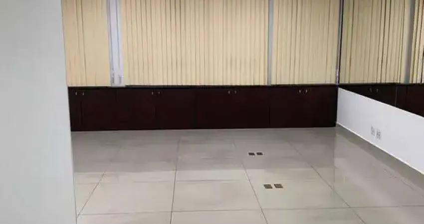 Sala comercial com 1 sala para alugar na Rua Adib Auada, Granja Viana, Cotia