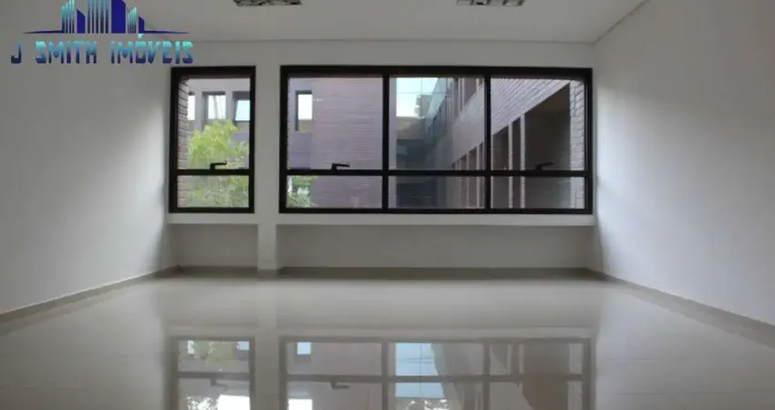 Sala comercial com 1 sala para alugar na Rua Adib Auada, Granja Viana, Cotia