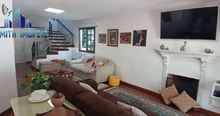 Casa em condomínio na granja viana, 3 suítes, 4 vagas, piscina, segurança.