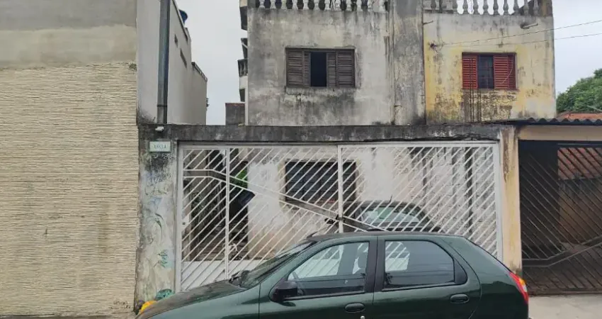 2 Casas a v300 m² 4 vagas de garagem para investidores