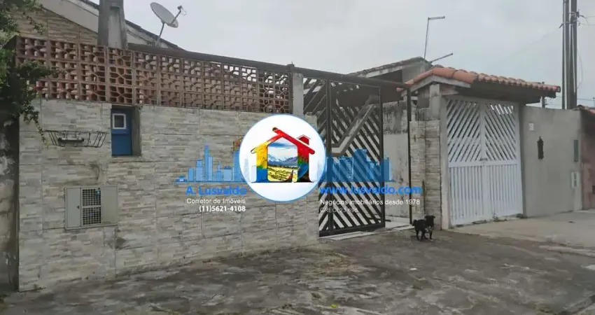 Casa terrea com 2 dormitórios e garagem no balneário são jão batista em peruíbe