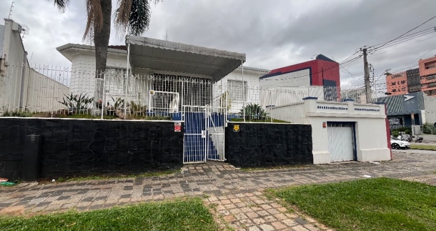 Casa comercial para locação com 7 salas