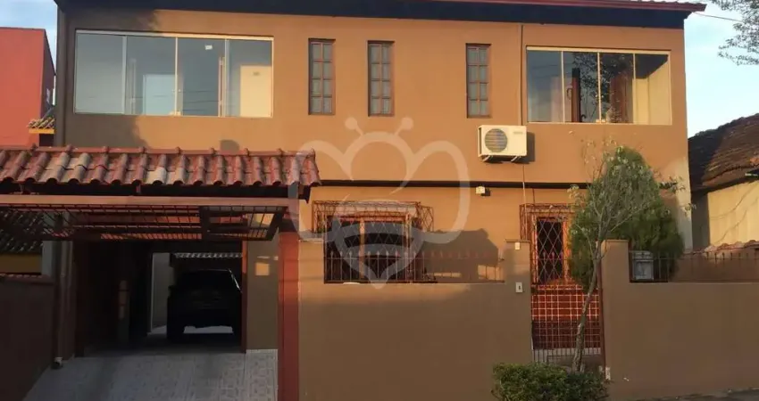 Casa com 4 quartos à venda na Rua Adroaldo Novo Correa, 126, Cavalhada, Porto Alegre