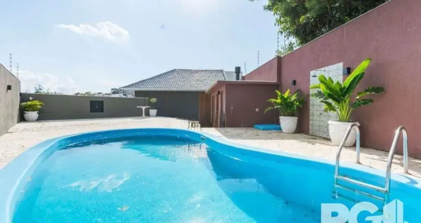 Casa com piscina, 3 dormitórios, 258m² privativos, no jardim itu.