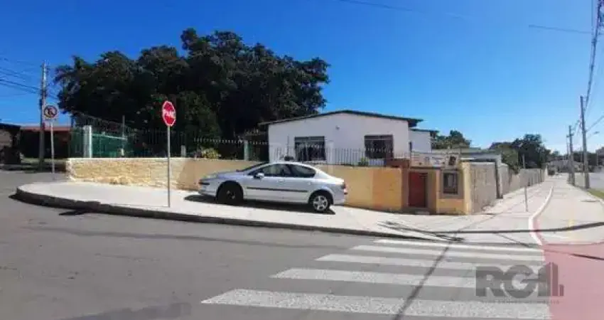 Casa com 2 quartos à venda na Rua Ursa Maior, 191, Cristal, Porto Alegre