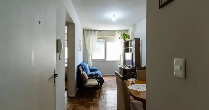 Apartamento com 1 quarto com vaga coberta e escriturada no bairro cristal.