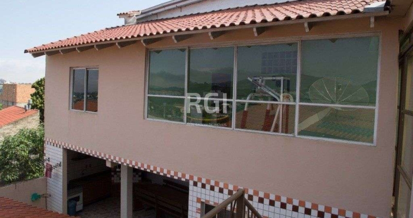 Casa para Venda - 900m², 5 dormitórios, sendo 2 suites, 5 vagas - Vila Nova