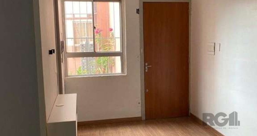 Vende-se belo apartamento 2 dormitórios semi mobiliado - 37m² - Rubem Berta