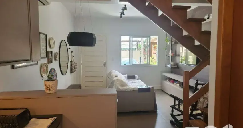 Casa com 2 quartos à venda na Rua Capitão Pedroso, 416, Restinga, Porto Alegre