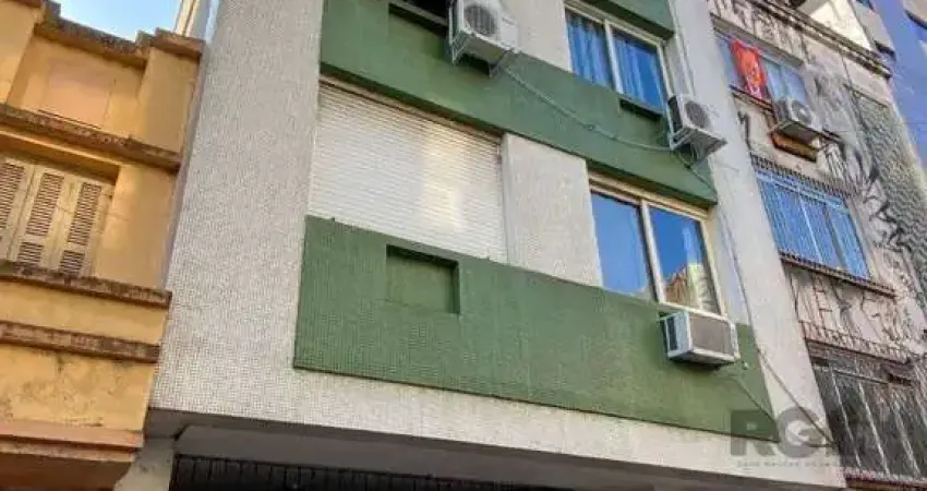 Apartamento 33m² - 1 dormitório no Centro Histórico
