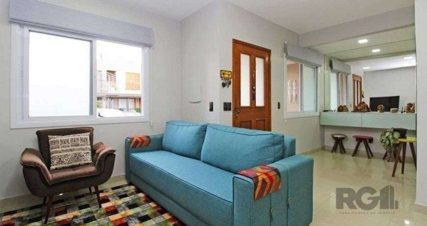 Casa 129m² - 3 dormitórios, 2 vagas no bairro Hípica
