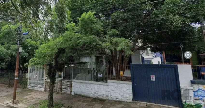 Casa com 6 quartos à venda na Avenida Engenheiro Ludolfo Boehl, 562, Teresópolis, Porto Alegre