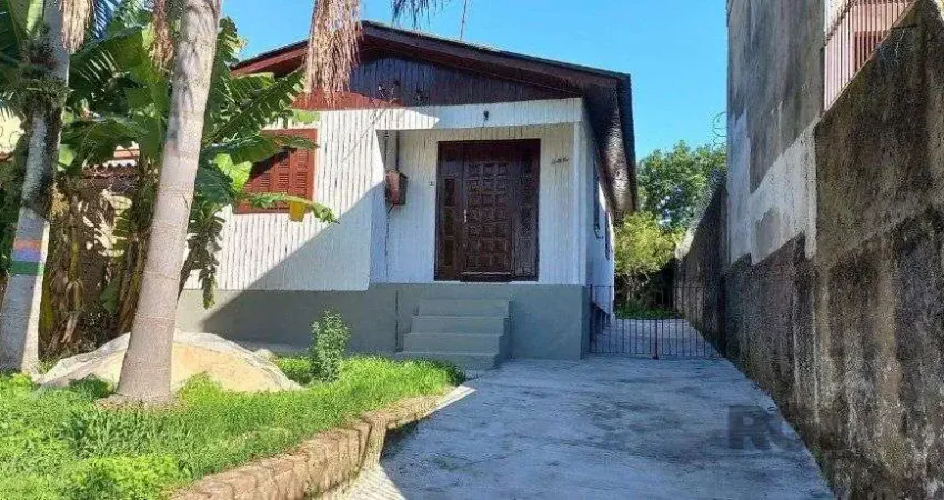 Casa com 2 quartos à venda na Rua Paul Harris, 383, Jardim Itu Sabará, Porto Alegre