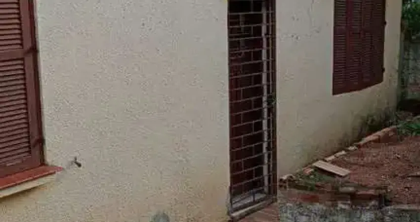 Casa com 2 quartos para alugar na Rua do Encruzilhada Sul, 134, Nonoai, Porto Alegre