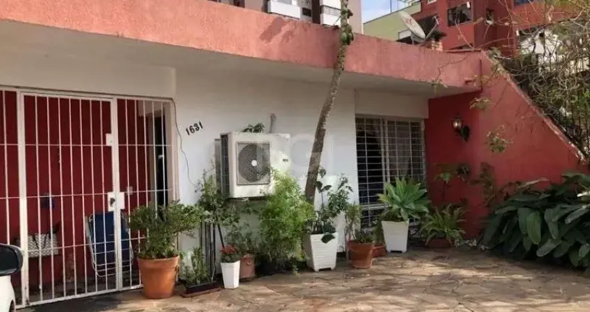 Casa para venda - 200m², 3 dormitórios, sendo 1 suites, 2 vagas - chácara das pedras