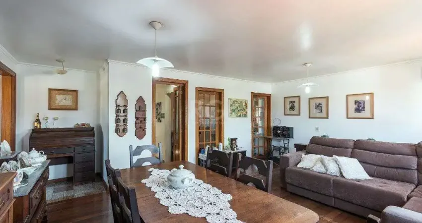 Casa para venda - 320m², 5 dormitórios, sendo 2 suites, 3 vagas - tristeza