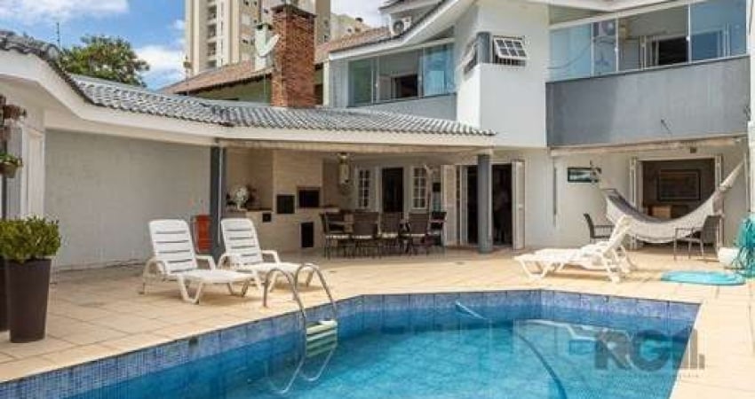 Casa com 5 quartos à venda na Rua Comendador Claudius Zaluski, 30, Petrópolis, Porto Alegre