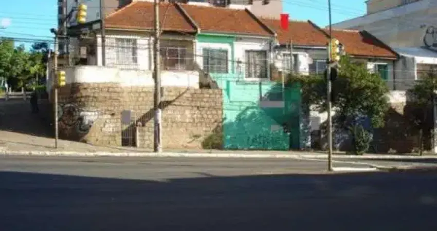 Terreno à venda na Avenida Protásio Alves, 1345, Petrópolis, Porto Alegre