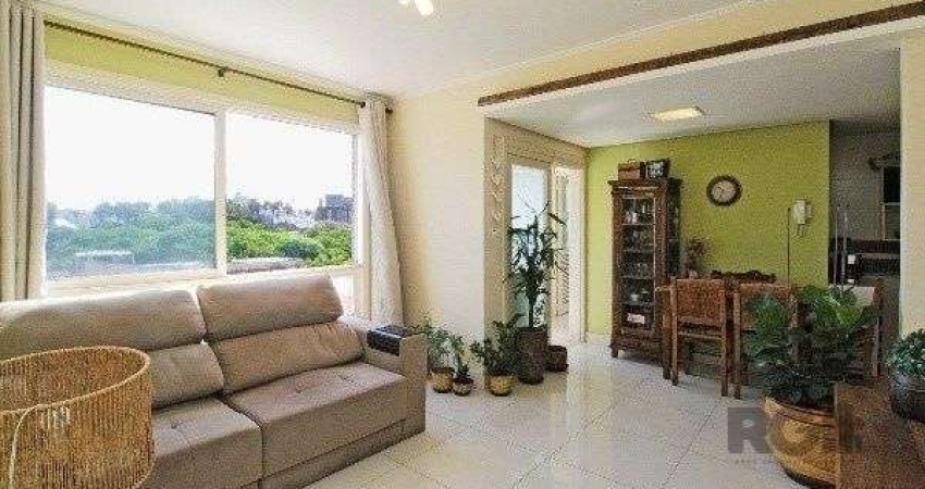 Amplo apartamento 2 quartos com vaga no Menino Deus - 71m²