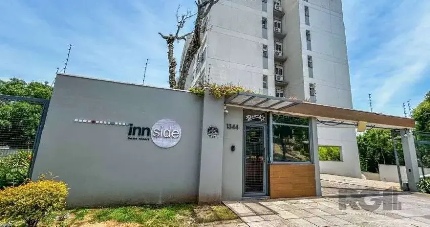 Apartamento de 2 dormitórios, living, cozinha planejada, área de serviço, banheiro social e 1 vaga de garagem escriturada.