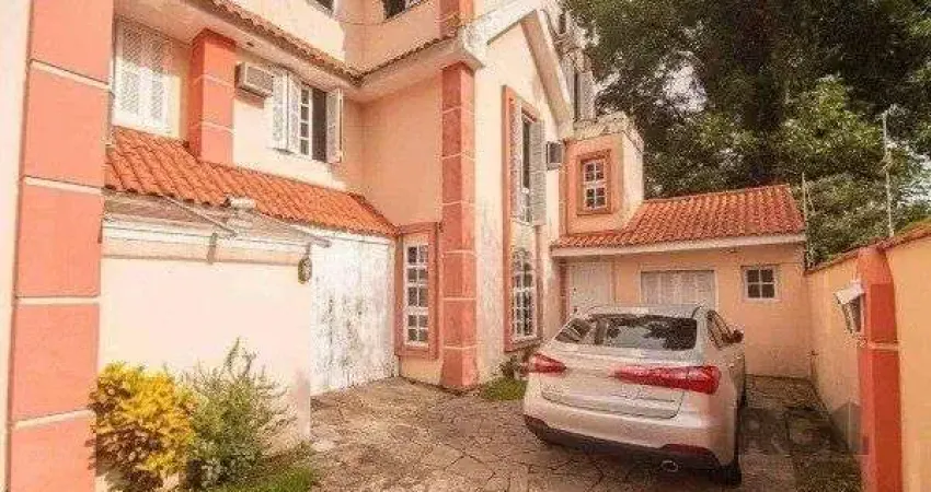 Casa em condomínio fechado com 4 quartos à venda na Rua Tamandaré, 1156, Camaquã, Porto Alegre