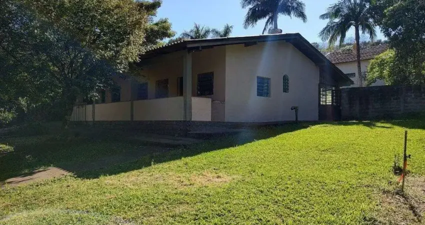 Casa para Alugar com 4 Quartos na Estrada Gedeon Leite – Hípica, Porto Alegre