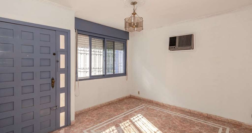 Casa com 3 quartos à venda na Avenida Professor Paula Soares, 483, Jardim Itu Sabará, Porto Alegre
