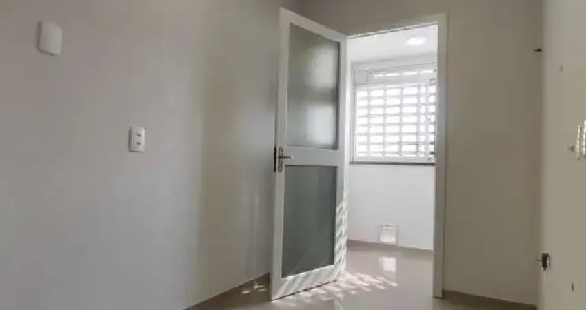 Apartamento com 2 quartos à venda na Avenida Teresópolis, 3315, Teresópolis, Porto Alegre