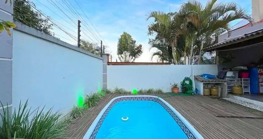 Casa em condomínio fechado com 3 quartos à venda na Avenida Edgar Pires de Castro, 540, Hípica, Porto Alegre