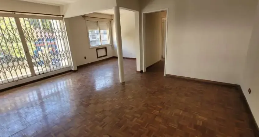 Excelente apartamento 3 dorm transformado em 2 com dependencia completa