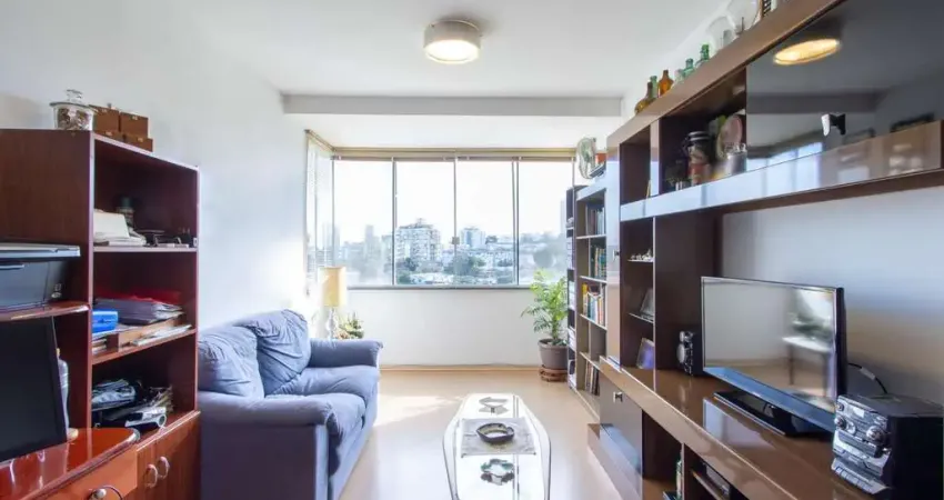 Apartamento de 2 dormitórios, na zona sul de porto alegre, semi-mobiliado, churrasqueira e box escriturado.