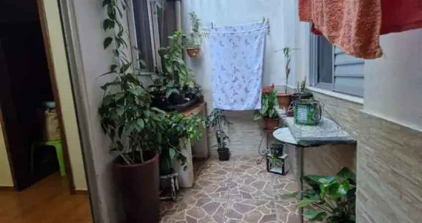 Apartamento garden térreo, com 2 dormitórios, localizado no bairro teresópolis.