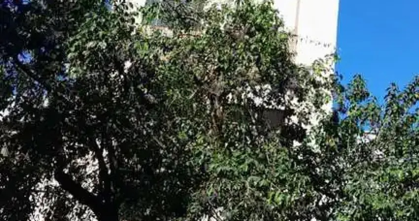 1 dormitório,suiíte,com sacada churrasqueira na cidade baixa