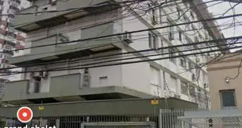 Apartamento de dois dormitórios no bairro menino deus em porto alegre