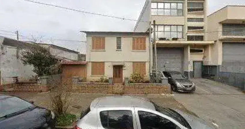Casa com 4 quartos à venda na Avenida Berlim, 199, São Geraldo, Porto Alegre