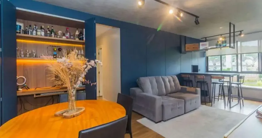 Apartamento reformado com 2 dorms e infra completa – jardim botânico