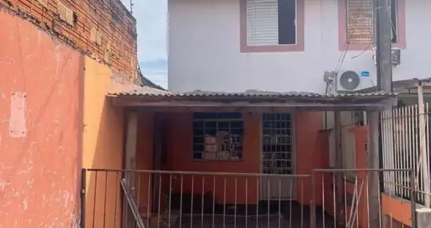 Casa com 2 quartos à venda na Avenida João Antônio Silveira, 1015, Restinga, Porto Alegre