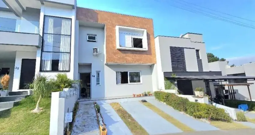 Sobrado semi mobiliado - condominio fechado na zona sul de porto alegre, com placas solares.