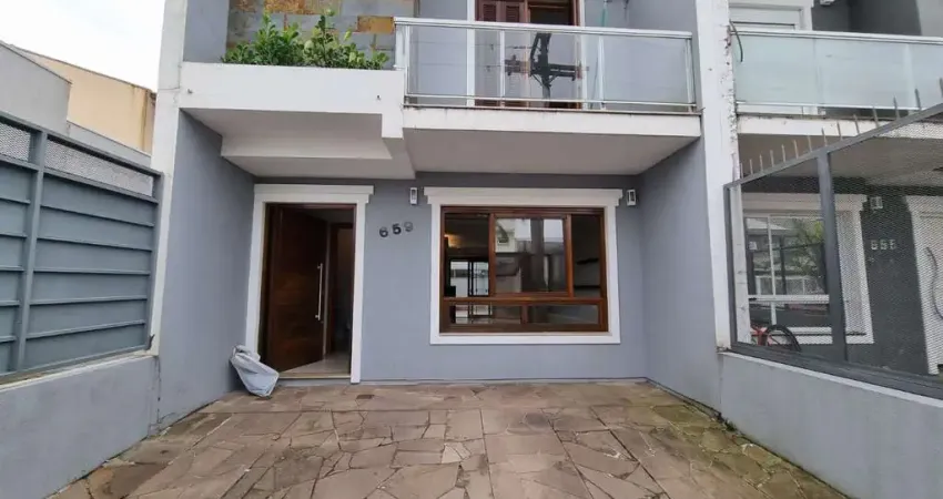 Casa 3 dormitórios / pátio com churrasqueira / jardins do prado