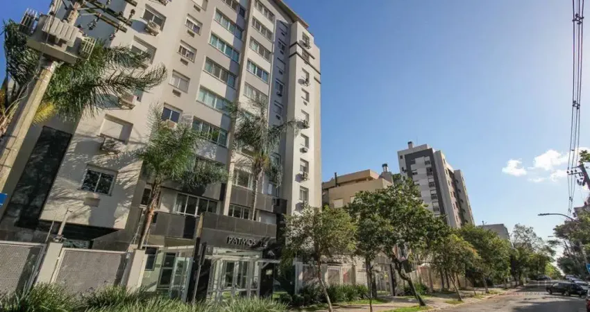 Apartamento de 3 dormitórios, 1 suíte e 2 vagas escrituradas no bairro tristeza.