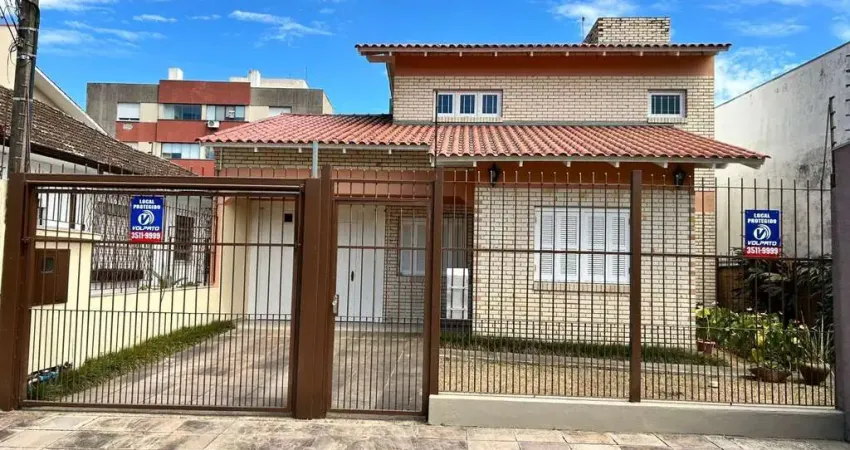 Casa 3 dormitórios no bairro teresópolis em porto alegre para alugar