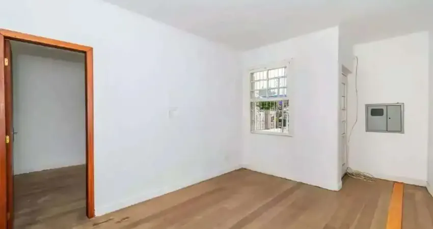 Casa com 2 quartos à venda na Avenida Doutor Carlos Barbosa, 1326, Medianeira, Porto Alegre