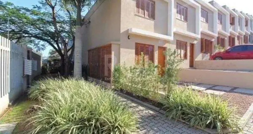 Casa para venda - 108.8m², 2 dormitórios, sendo 2 suites, 1 vaga - teresópolis