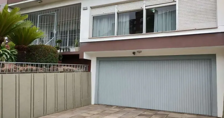 Casa de alvenaria, 4 dormitórios, 2 suítes, bairro cristal.